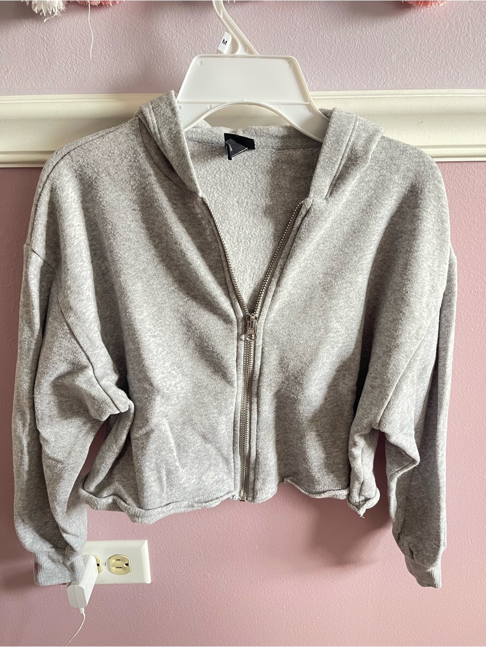 Art Class-Target:  Girls Light Gray cropped Sweatshirt